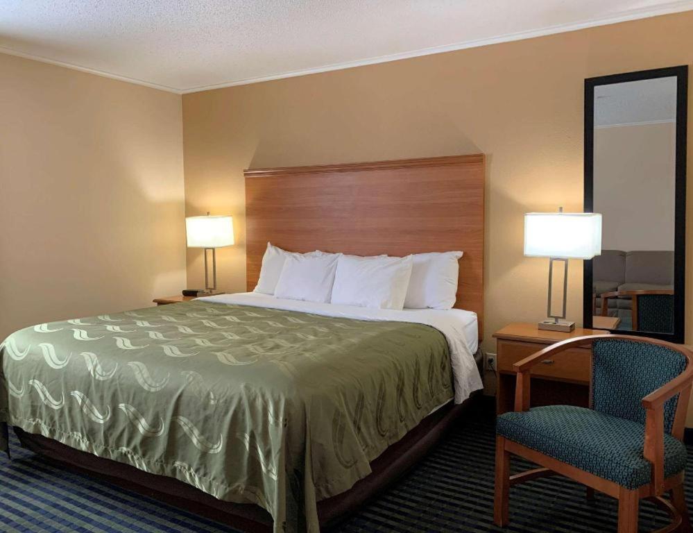 Quality Inn Ottawa Near Starved Rock State Park Exterior photo