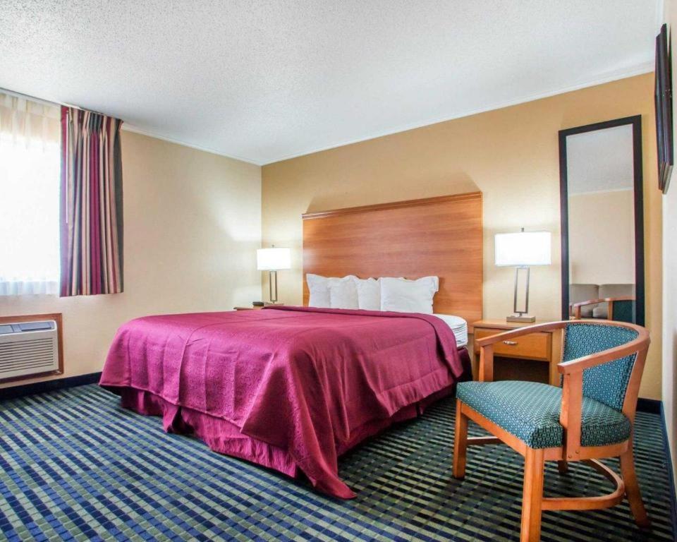 Quality Inn Ottawa Near Starved Rock State Park Exterior photo