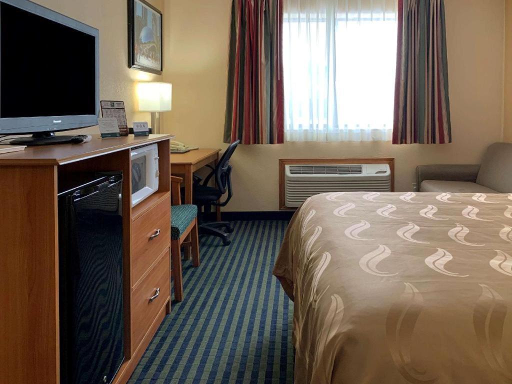 Quality Inn Ottawa Near Starved Rock State Park Exterior photo