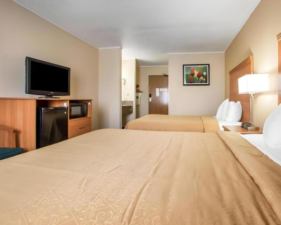 Quality Inn Ottawa Near Starved Rock State Park Exterior photo