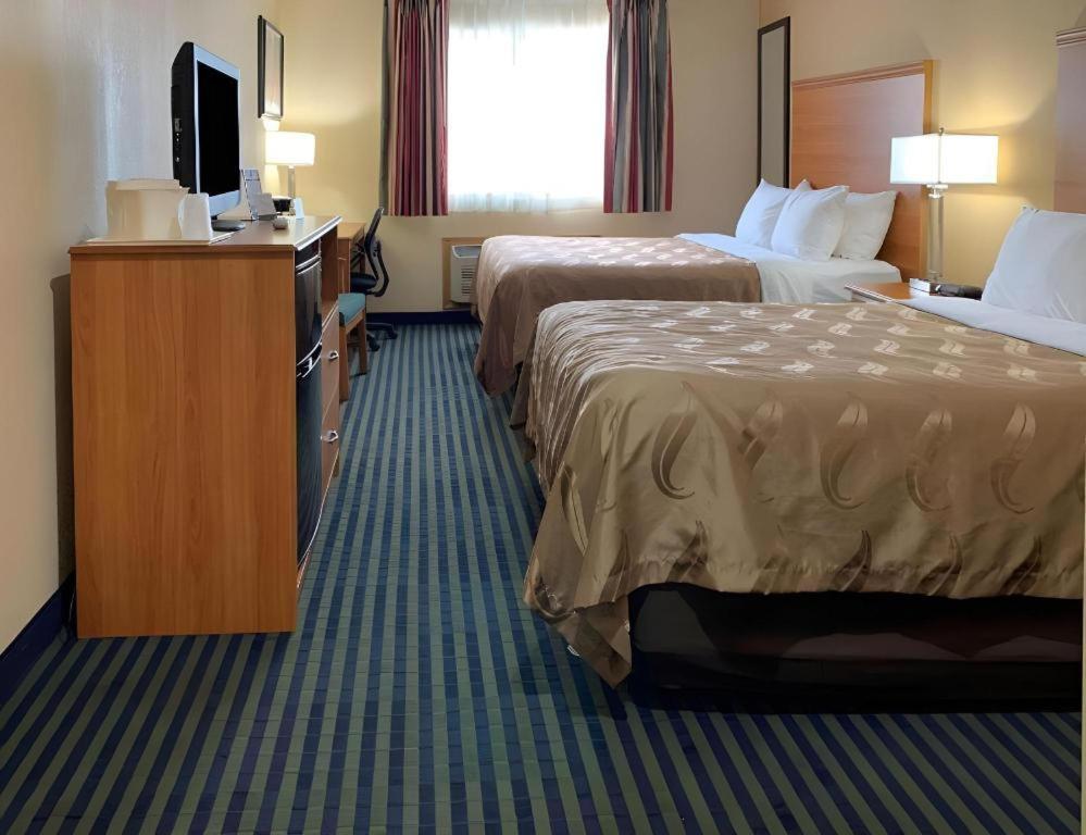 Quality Inn Ottawa Near Starved Rock State Park Exterior photo