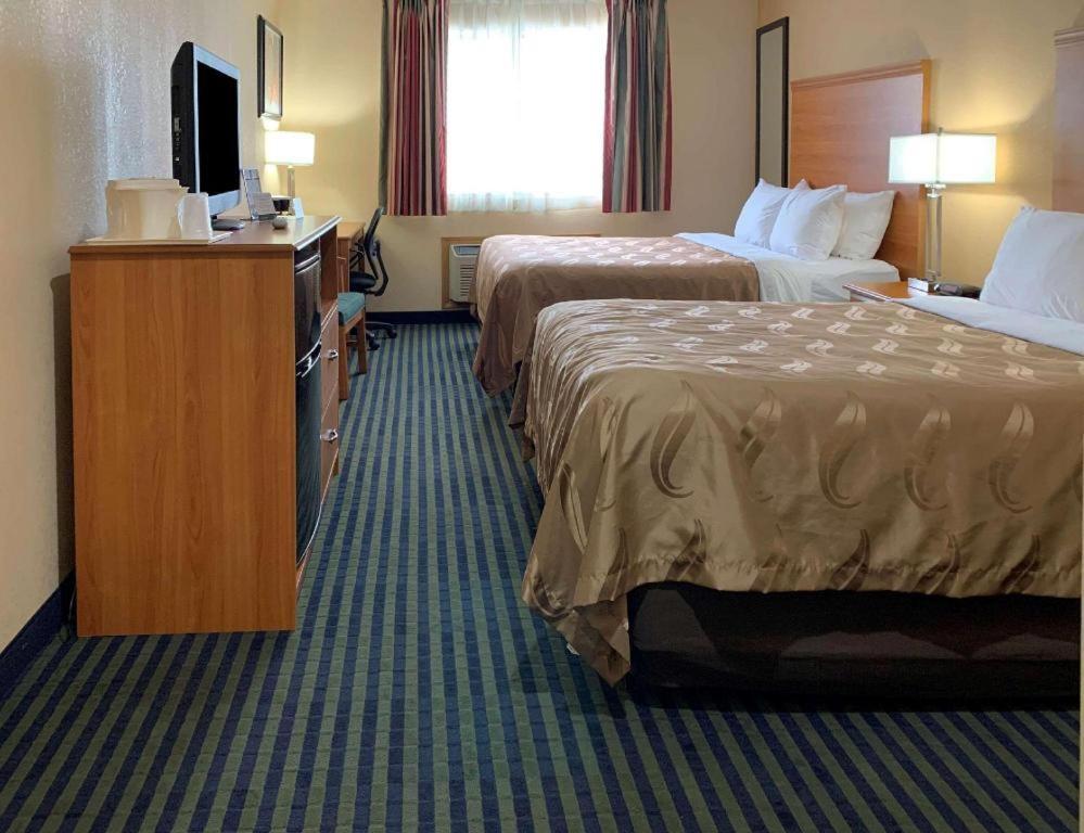 Quality Inn Ottawa Near Starved Rock State Park Exterior photo